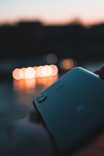 WPS Office手机版下载安装全攻略:免费获取移动办公神器,无论何时随地高效处理方式文档